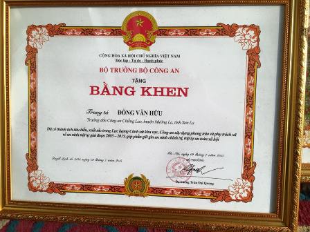 trung-ta-dong-van-huu-duoc-bo-truong-bo-cong-an-tang-bang-khen
